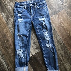 AE Distressed Capri pants
